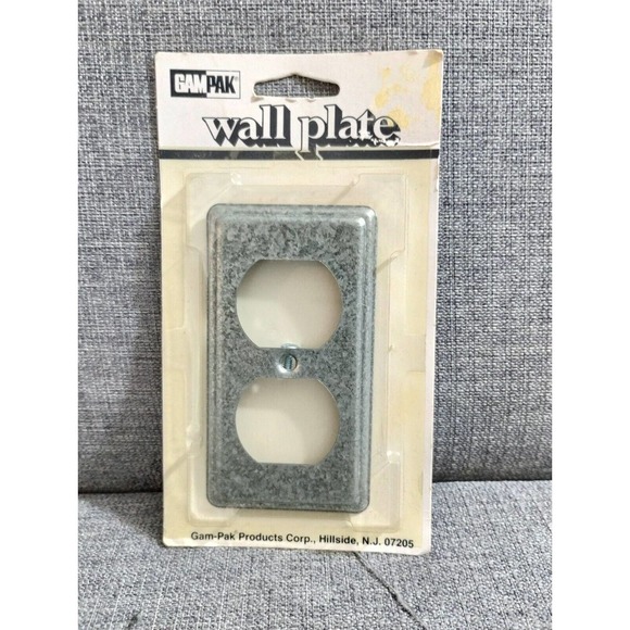 TNP Wall Mounted Cable Cover For Wall Outlet Box With Black Nylon Brush For Multimedia Cable, 86x86mm, White, 2 Pack - View #11